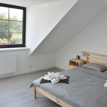 U Letiste Apartamento *